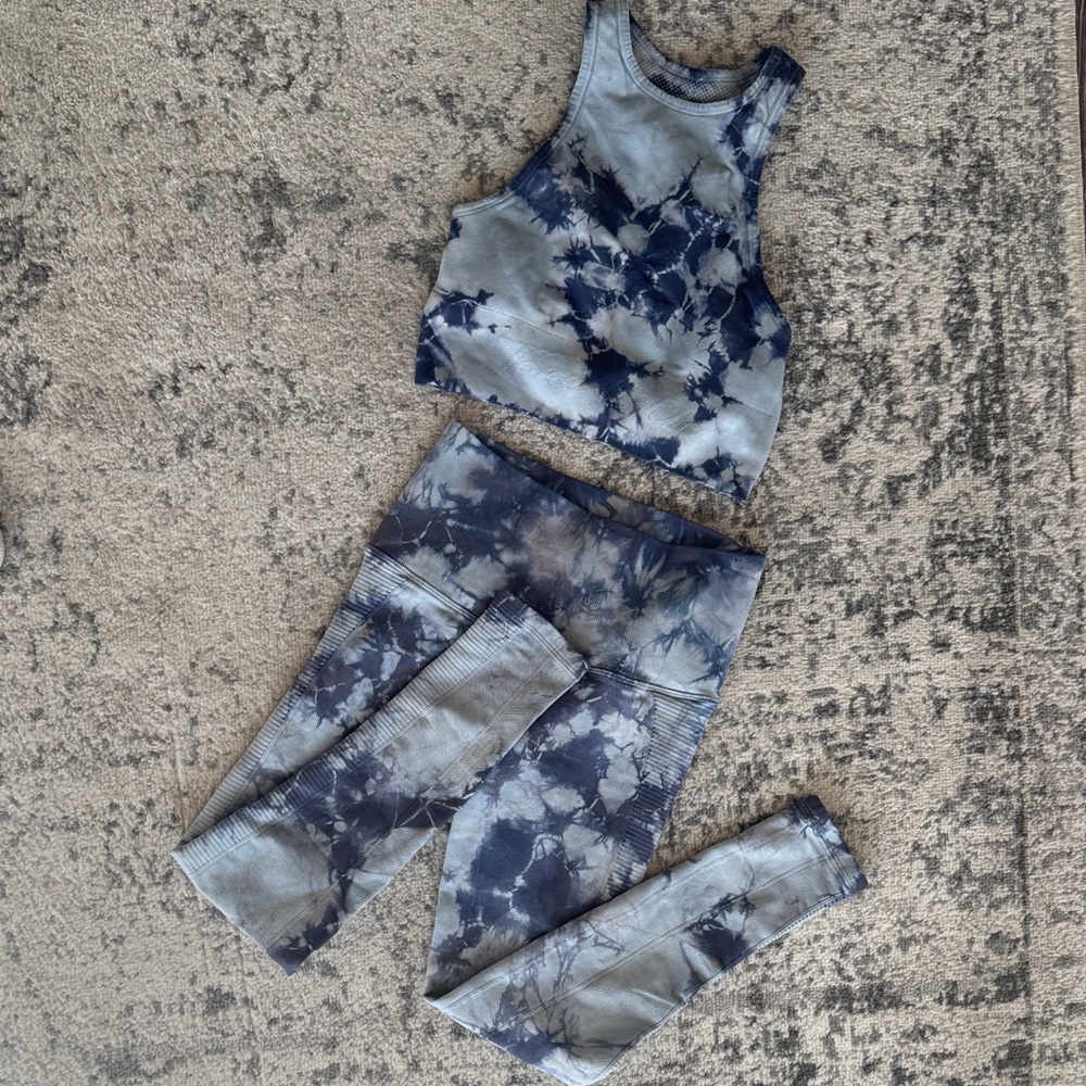Tone It Up (Avocado) Blue and White Tie-Dye Sports Bra and Leggings
